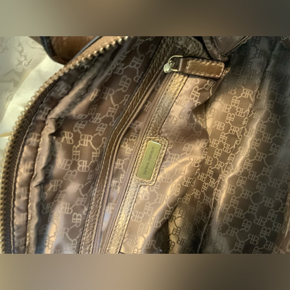 BANANA REPUBLIC - Picture 13 of 16